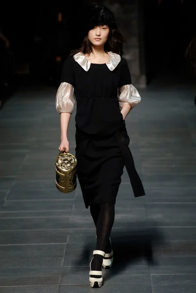Look 12